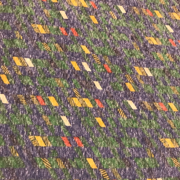 EUC XXL LuLaRoe Randy T - Picture 2 of 3